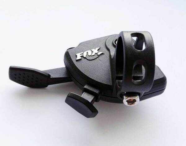fox-820-07-124-remote-lever-2position-dualcable-botleft FOX 820-07-124 Remote Lever 2position, DualCable, BotLeft - slika 1